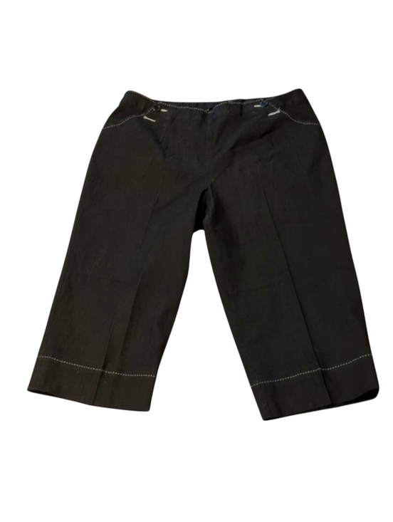 Larry Levine Pants - Larry Levine Woman Black Capri Pants with Decorative Stitching